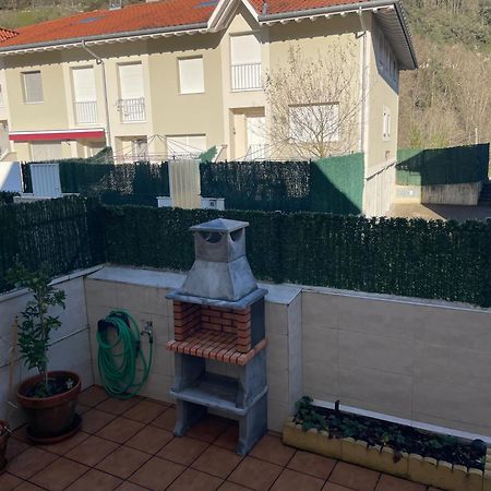 Casa En La Montana Con Piscina De Temporada Villa Arredondo Ngoại thất bức ảnh