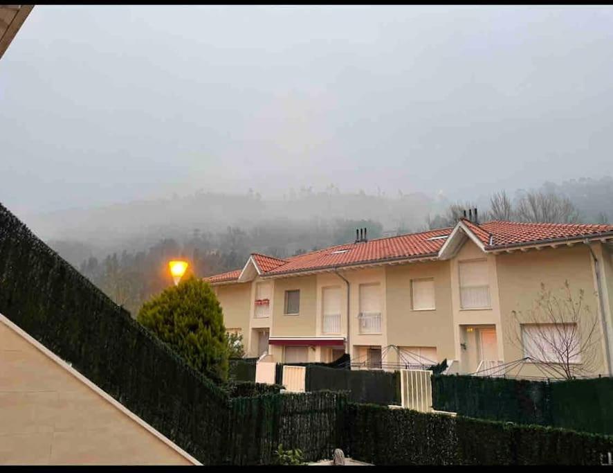 Casa En La Montana Con Piscina De Temporada Villa Arredondo Ngoại thất bức ảnh