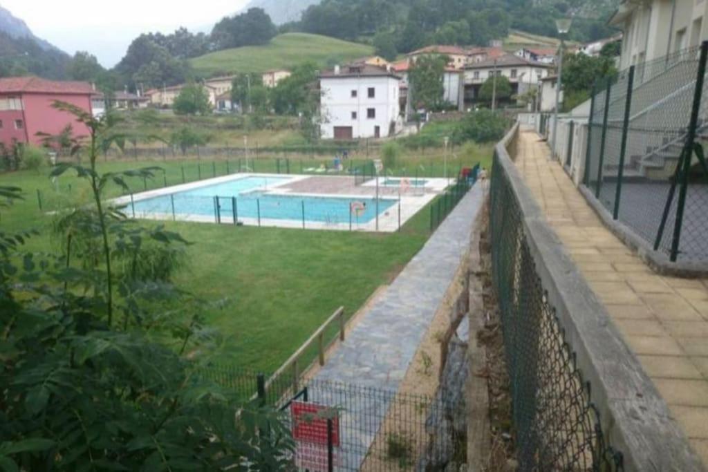 Casa En La Montana Con Piscina De Temporada Villa Arredondo Ngoại thất bức ảnh
