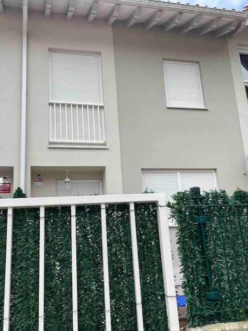 Casa En La Montana Con Piscina De Temporada Villa Arredondo Ngoại thất bức ảnh