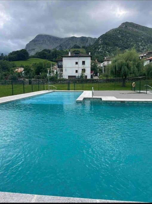 Casa En La Montana Con Piscina De Temporada Villa Arredondo Ngoại thất bức ảnh